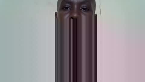 Snapshot of simplyloy33 chatting on 09/18/25, 12:18 simplyloy33 online show from 09/18/25, 12:18