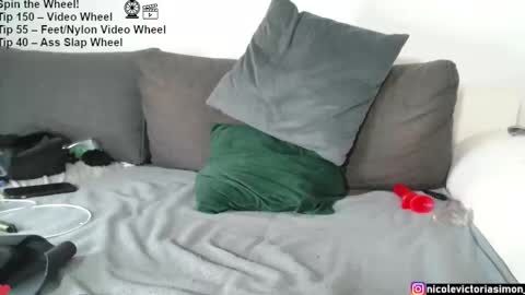 Snapshot of simsibaby chatting on 09/25/25, 03:05 Simsi online show from 09/25/25, 03:05