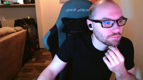 Husky Dad online show from 12/21/25, 02:08