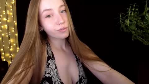 Sindi online show from 09/18/25, 11:01