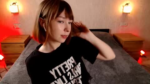 Sindy Juxx online show from 03/02/25, 09:43