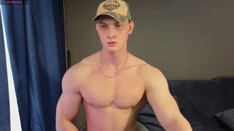 Snapshot of sinffuly chatting on 01/30/25, 09:57 Richard online show from 01/30/25, 09:57