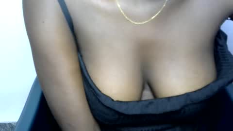 Snapshot of sinful_bitch80 chatting on 05/28/26, 11:57 sinful_bitch80 online show from 05/28/26, 11:57