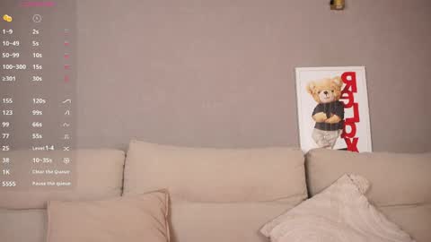   online show from 06/03/26, 08:25