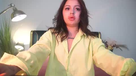 Kira online show from 07/05/26, 05:47