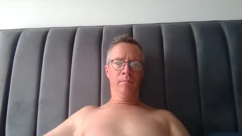 Snapshot of sinfulpulse69 chatting on 06/02/26, 06:04 sinfulpulse69 online show from 06/02/26, 06:04