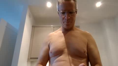 Snapshot of sinfulpulse69 chatting on 06/06/26, 05:17 sinfulpulse69 online show from 06/06/26, 05:17