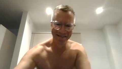 Snapshot of sinfulpulse69 chatting on 06/18/26, 09:19 sinfulpulse69 online show from 06/18/26, 09:19