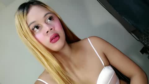 sinfulrose_ online show from 04/26/26, 09:56