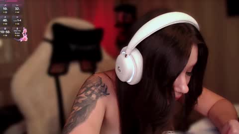 Ari online show from 03/09/25, 11:25
