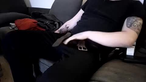 Snapshot of sinned09 chatting on 02/19/26, 11:34 sinned09 online show from 02/19/26, 11:34