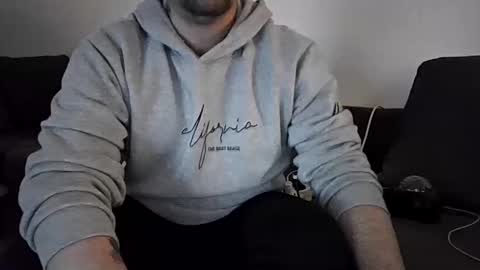 Snapshot of sinned09 chatting on 04/03/26, 11:58 sinned09 online show from 04/03/26, 11:58