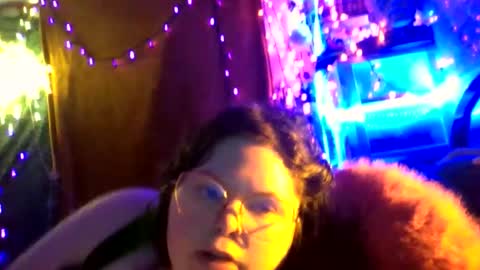 Siofra online show from 12/14/25, 01:33