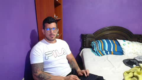 Snapshot of sir_anderssen chatting on 04/09/26, 01:05 Sir. Anderssen online show from 04/09/26, 01:05