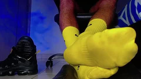 Snapshot of sir_kev66 chatting on 02/20/26, 06:26 only foot worshipers here online show from 02/20/26, 06:26