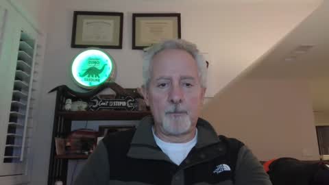 Snapshot of sir_lust_alot chatting on 01/28/25, 01:29 Don Roberto online show from 01/28/25, 01:29