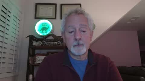 Snapshot of sir_lust_alot chatting on 11/26/25, 10:49 Don Roberto online show from 11/26/25, 10:49