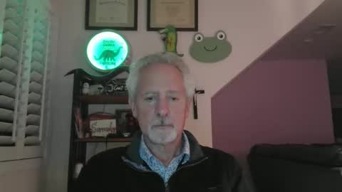 Snapshot of sir_lust_alot chatting on 05/11/26, 01:11 Don Roberto online show from 05/11/26, 01:11