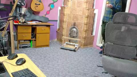 I am The Fourth and only Sir. Pelo online show from 11/17/25, 02:23