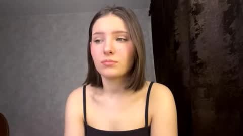 Snapshot of sirenapen chatting on 02/13/26, 12:06 Aurora online show from 02/13/26, 12:06