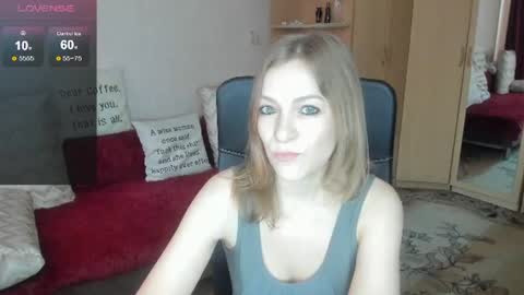 Snapshot of sirenasilk chatting on 07/09/26, 08:40 sirenasilk online show from 07/09/26, 08:40