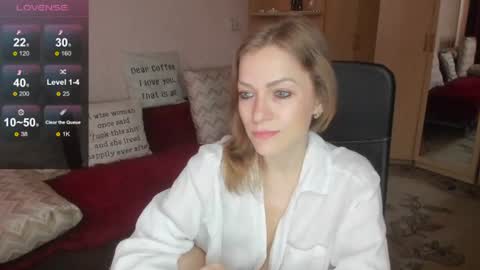 Snapshot of sirenasilk chatting on 07/23/26, 09:29 sirenasilk online show from 07/23/26, 09:29