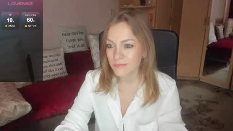 Snapshot of sirenasilk chatting on 07/29/26, 09:40 sirenasilk online show from 07/29/26, 09:40