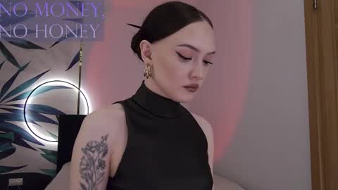 Goddess Sirena online show from 03/10/26, 08:03