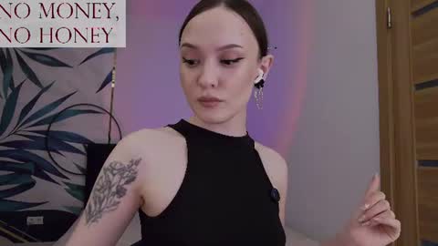 Snapshot of sirenaswhisper chatting on 07/20/26, 05:04 Goddess Sirena online show from 07/20/26, 05:04