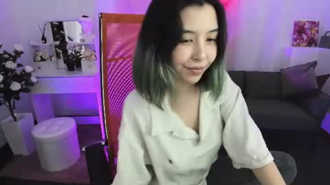 Snapshot of sirenmystique chatting on 06/11/26, 02:48 Si online show from 06/11/26, 02:48