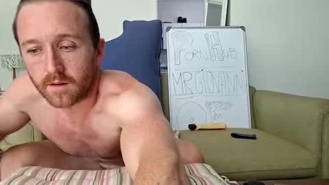 Giovanni online show from 11/30/25, 09:57