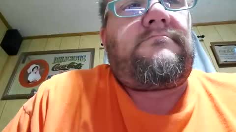 Snapshot of sirhams chatting on 02/19/25, 04:22 sirhams online show from 02/19/25, 04:22