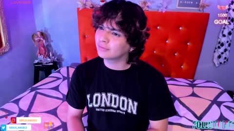 Snapshot of sirius_angels chatting on 12/01/24, 10:43 Sirius angels online show from 12/01/24, 10:43