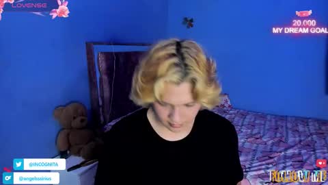 Snapshot of sirius_angels chatting on 10/24/25, 06:59 Sirius angels online show from 10/24/25, 06:59