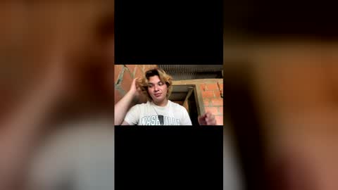 Snapshot of sirius_angels chatting on 04/08/26, 07:03 Sirius angels online show from 04/08/26, 07:03