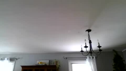 Snapshot of sirmike80 chatting on 03/04/26, 12:44 SirMike80 online show from 03/04/26, 12:44