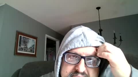 Snapshot of sirmike80 chatting on 06/05/26, 11:38 SirMike80 online show from 06/05/26, 11:38