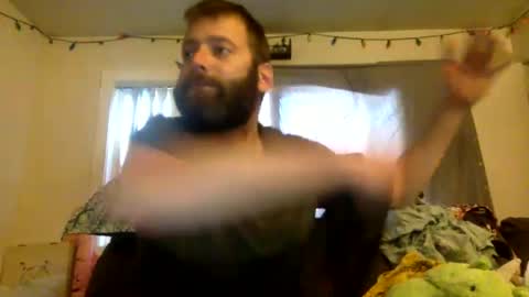 Snapshot of sirpoundcakes chatting on 06/21/26, 03:42 sirpoundcakes online show from 06/21/26, 03:42