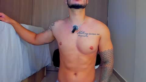 Snapshot of sirs_papi chatting on 05/09/26, 05:34 Call me papi online show from 05/09/26, 05:34