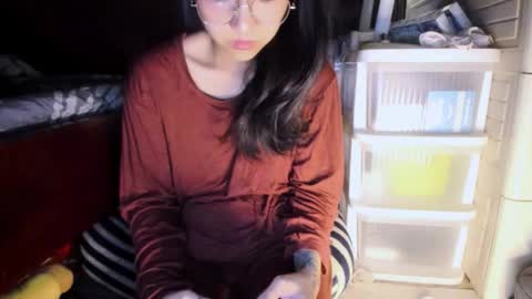 julila online show from 09/28/25, 04:45