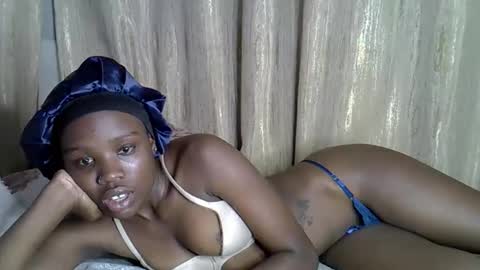 shannie online show from 11/03/25, 07:26