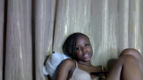 shannie online show from 11/27/25, 01:40