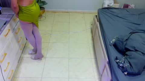 Snapshot of sissy_medlest chatting on 12/03/25, 07:38 D i f a Ana Arbeh shemale online show from 12/03/25, 07:38