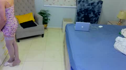 Snapshot of sissy_medlest chatting on 03/10/26, 07:13 D i f a Ana Arbeh shemale online show from 03/10/26, 07:13