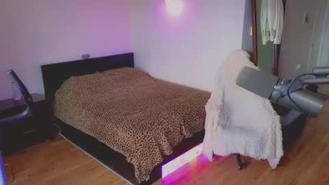 Snapshot of sissyashleigh chatting on 03/16/26, 05:28 Ashleigh Mak online show from 03/16/26, 05:28