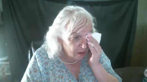 Sissy Diane online show from 09/10/25, 11:38