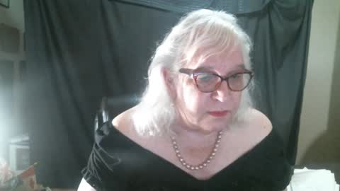 Sissy Diane online show from 10/26/25, 12:55