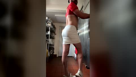 SissyMiles online show from 05/25/26, 06:36