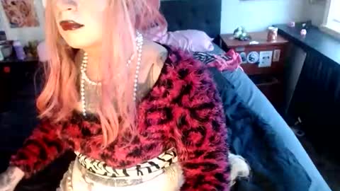 Snapshot of sissyslutliana69 chatting on 03/17/26, 12:19 sissyslutliana69 online show from 03/17/26, 12:19