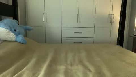 Jimbo The FemBoy online show from 04/18/26, 06:45
